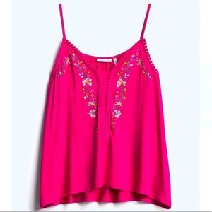 Fatina Embroidery‎ Detail Knit Top